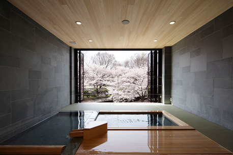 畳のある風呂（桜景）