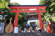 神奈川県 江島神社、朱の鳥居