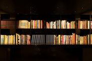 書斎の本棚（1F）